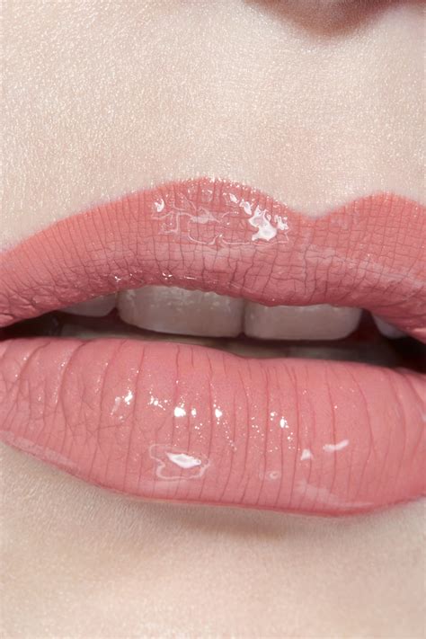 chanel darling pink lipstick.